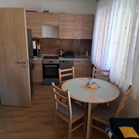 Var-voelgye Vendeghaz Privatunterkunft