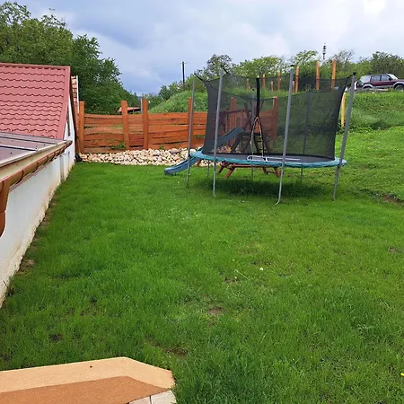 Var-voelgye Vendeghaz *