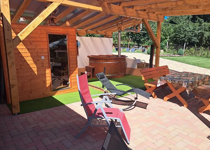 Var-voelgye Vendeghaz Homestay Csesznek