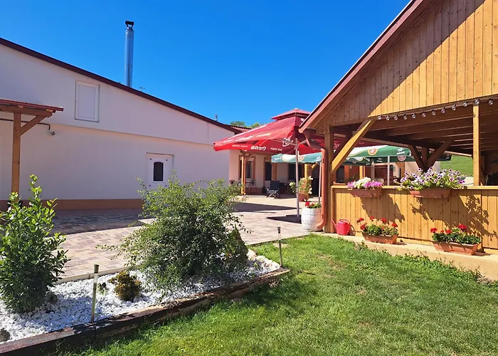 Homestay Var-voelgye Vendeghaz Csesznek